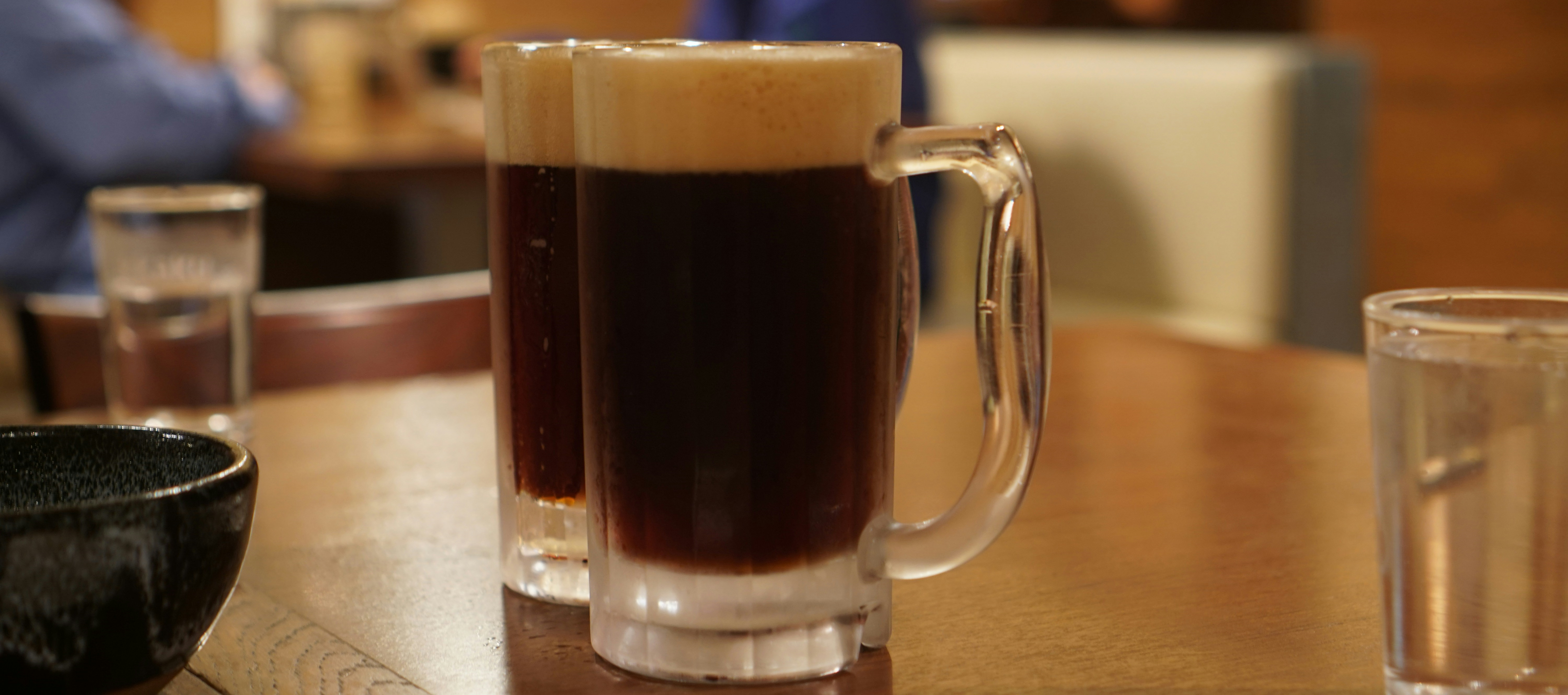 Dark porter in glass